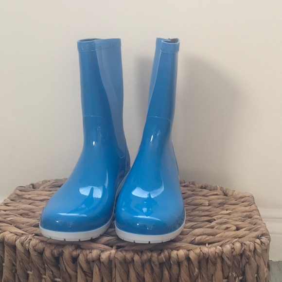 UGGS Brand New! Rain Boots - Picture 2 of 8